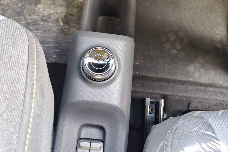 Used Wuling Zhiguang New Energy 2025 Model 305km Ambitious Edition