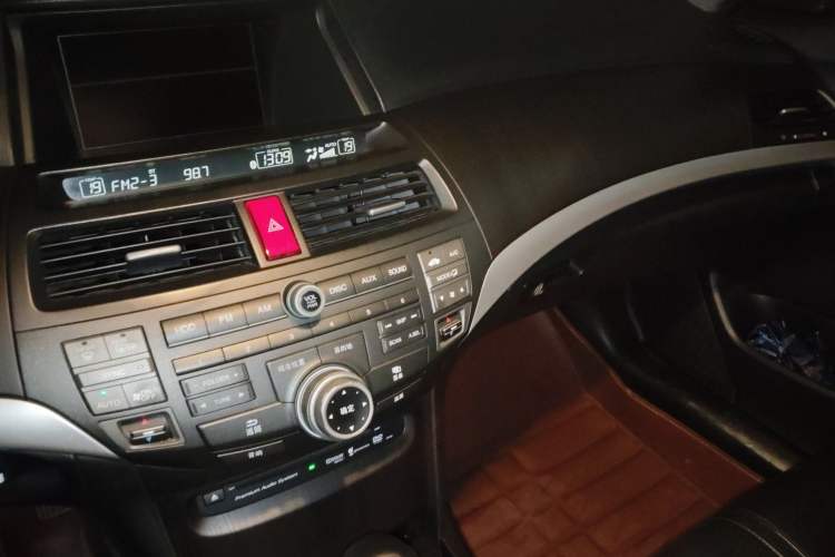 Used Honda Crosstour 2012 2.4L Prestige Edition
