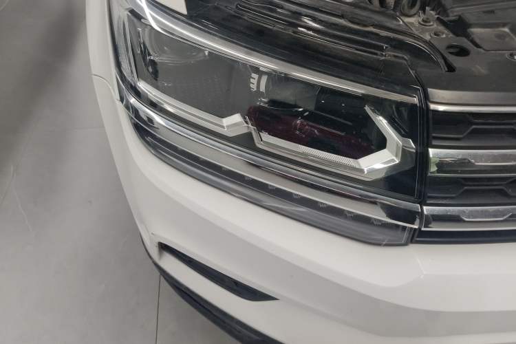 Used Volkswagen Tharu 2021 280TSI Two-Wheel-Drive Luxury Plus Edition
