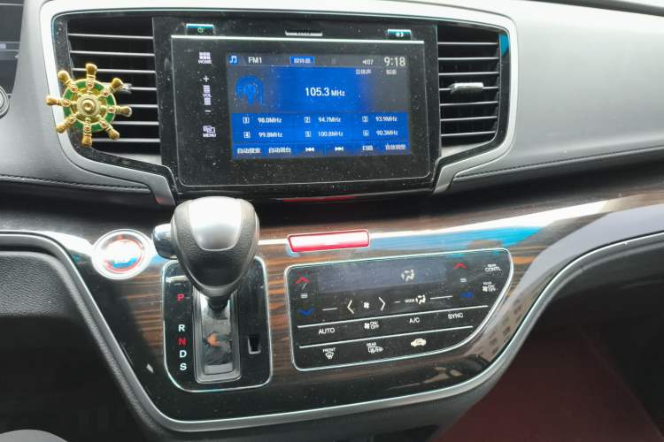 Used Honda Odyssey 2018 2.4L Supreme Edition Audio And AC Panel