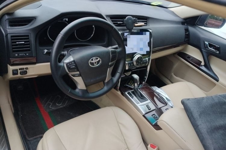 Used Toyota Reiz 2010 2.5V Fengdu Elite Edition Center Console