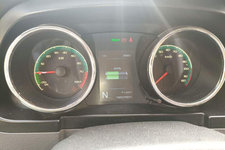 Used Dongfeng Yufeng EM26 2023 Standard Edition 41.472 kWh Henan Lithium Power Instrument Cluster