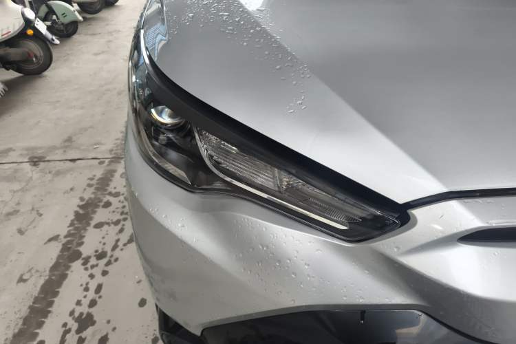 Used Toyota FRONTLANDER 2023 2.0L CVT Elite Edition Right Front Headlight