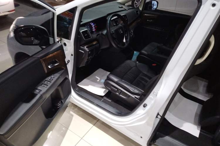 Used Honda Odyssey 2017 2.4L Smart Edition
