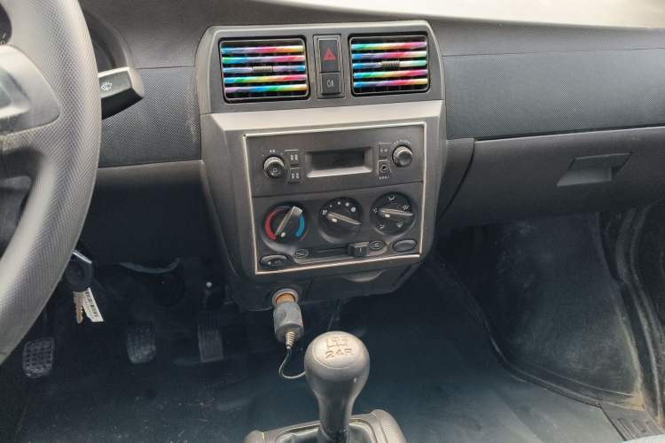 Used Wuling Rongguang 2020 1.5L Extended Basic Version China VI Standard L3C