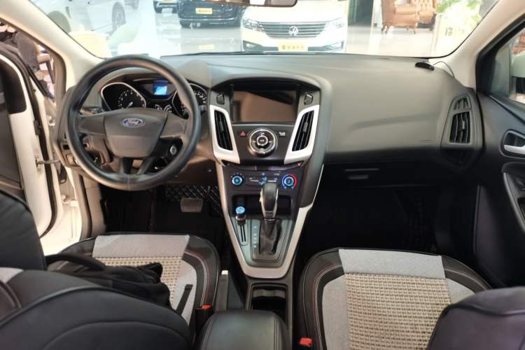 Used Ford Focus 2015 Hatchback 1.6L Automatic Comfort Model