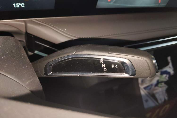 Used SAIC MAXUS Dajia 7 2024 Revised Version Super Hybrid Long-Range Edition Enjoyment Version Gear Lever