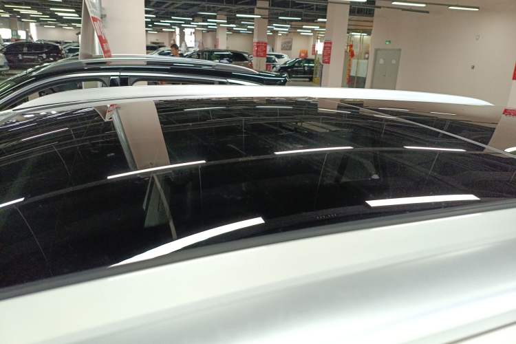 Used Roewe RX5 2023 1.5T Prestige Sliding-Screen Version