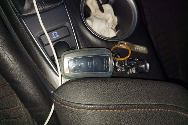 Used Toyota Camry 2021 2.0G Luxury Edition