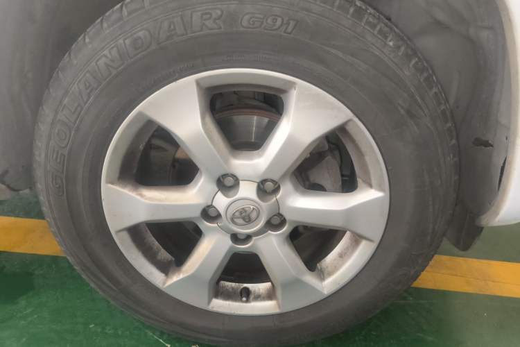 Used Toyota RAV4 2009 2.4L Automatic Luxury Edition
