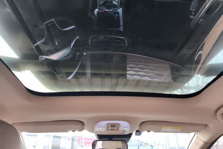 Used BYD Song MAX New Energy 2022 DM-i 105KM Flagship Model Headliner