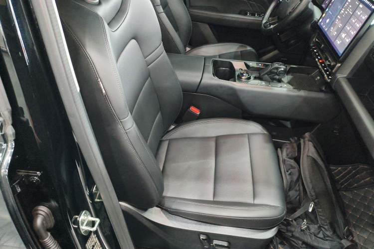 Used Haval Raptor New Energy 2024 Hi4 102 Pro Right Front Seat