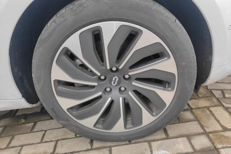 Used Hima AITO M5 2023 Extended-Range Four-Wheel Drive Intelligent Driving Version
