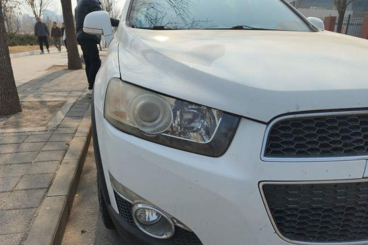 Used Chevrolet Captiva 2012 2.4L 4x4 Flagship Edition 7 Seats