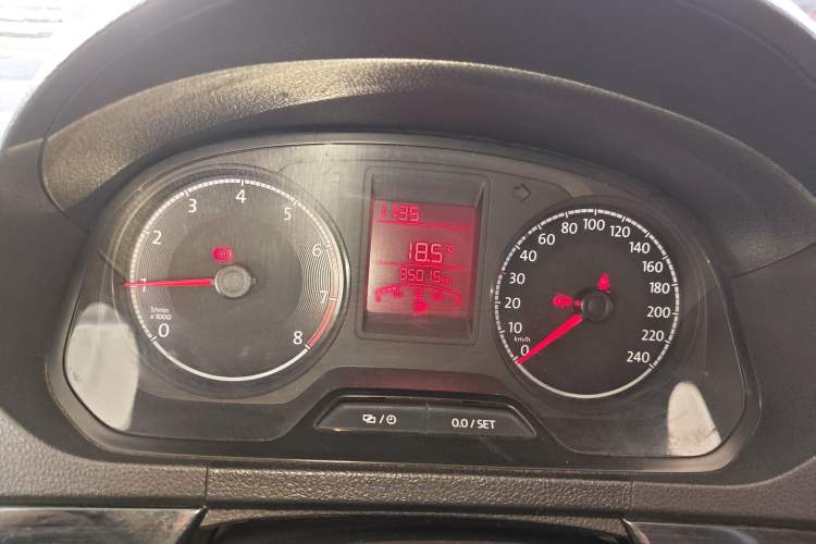 Used Volkswagen Jetta 2019 Dream Edition 1.5L Manual Fashion Version Instrument Cluster