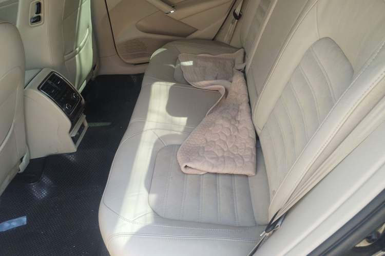 Used Volkswagen Passat 2013 1.8TSI DSG Ultimate Edition