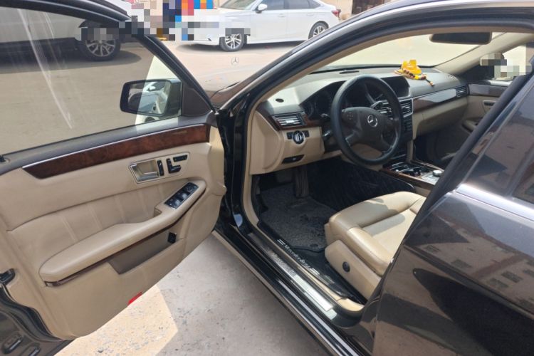 Used Mercedes-Benz E-Class 2013 E 260 L CGI Elegant Model Driver Seat