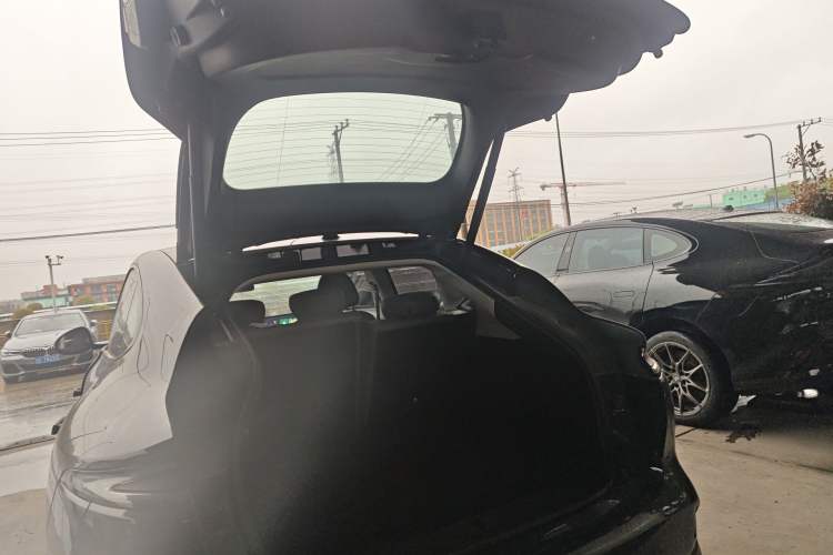 Used IM LS6 2023 Max Standard Edition