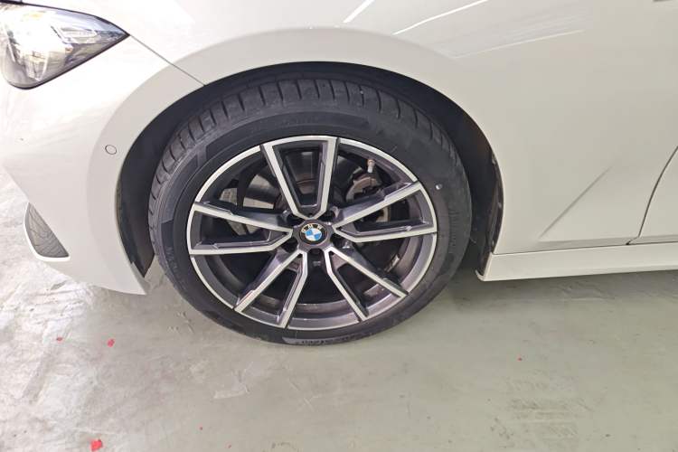 Used BMW 3 Series 2024 325Li M Sport Package
