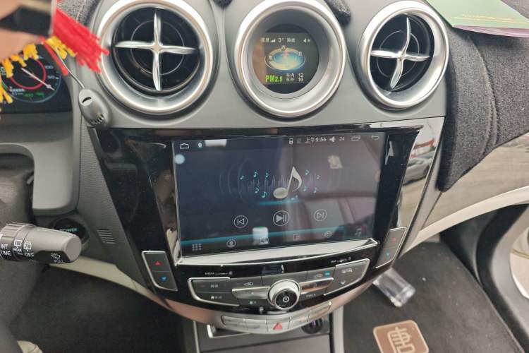 Used BYD Tang New Energy 2015 2.0T Four-Wheel-Drive Flagship Model