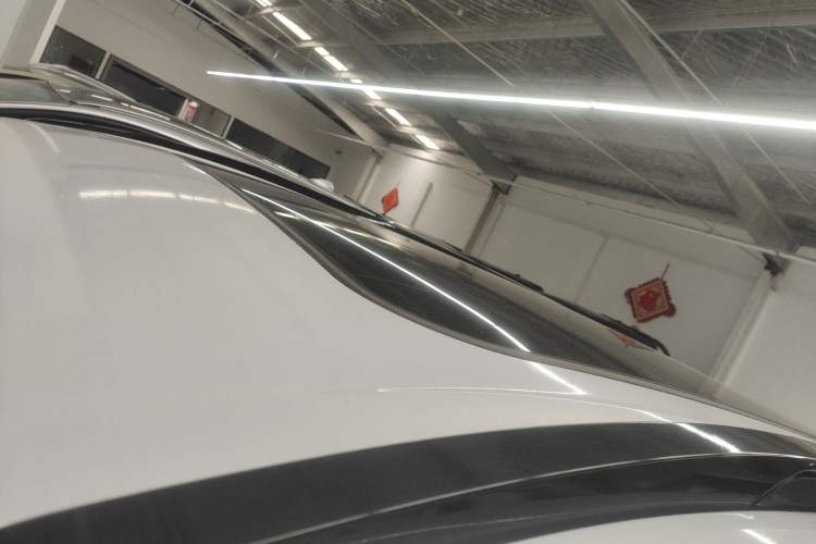 Used AION Y 2021 70 Intelligent Edition Roof