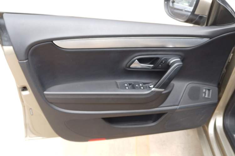 Used Volkswagen FAW-Volkswagen CC 2016 1.8TSI Prestige Model