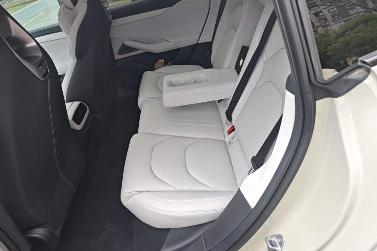 Used Xiaomi Auto SU7 2024 Rear-Drive Ultra-Long Range Advanced Pro-Level Intelligent Driving Version