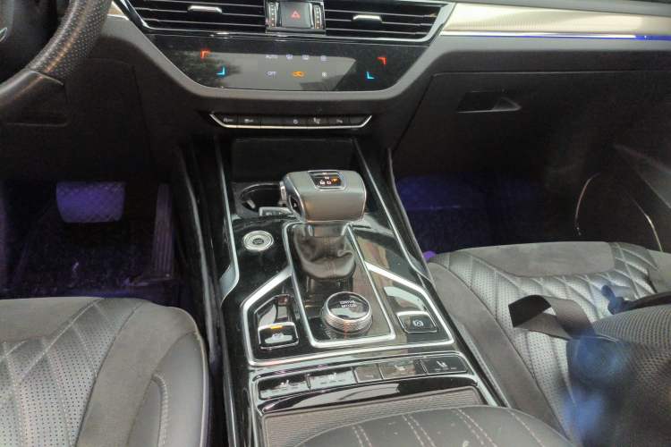 Used Hongqi HS5 2022 Revised Version 2.0T Smart Connect Flagship Edition