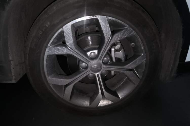 Used Geely Auto Vision S1 2018 1.4T CVT FENGXING Model Right Front Wheel Hub