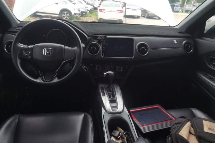 Used Honda XR-V 2021 1.5L CVT Classic Edition Center Console