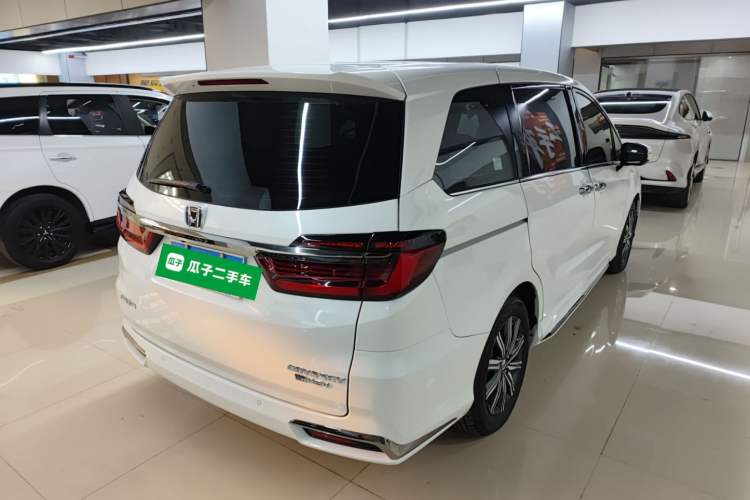 Used Honda Odyssey 2022 2.0L eHEV Sharp Enjoyment Edition Rear Right 45 Deg
