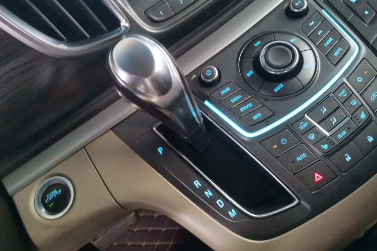 Used Buick GL8 2013 3.0L GT Luxury Business Haoya Edition Gear Lever