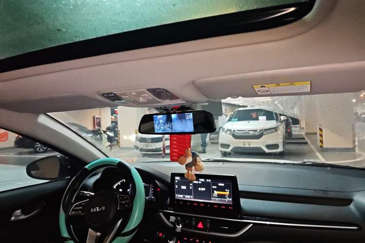 Used Kia K3 2021 Revised 1.5L CVT Fashion Edition Headliner