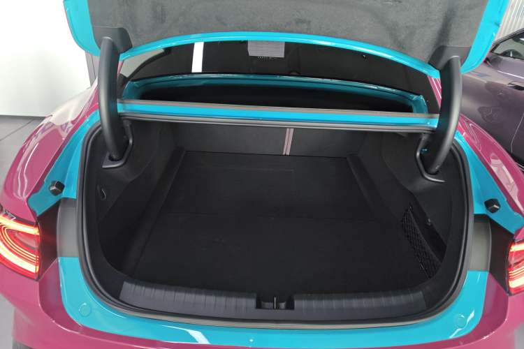 Used Xiaomi Auto SU7 2024 Rear-Drive Long-Range Intelligent Driving Version