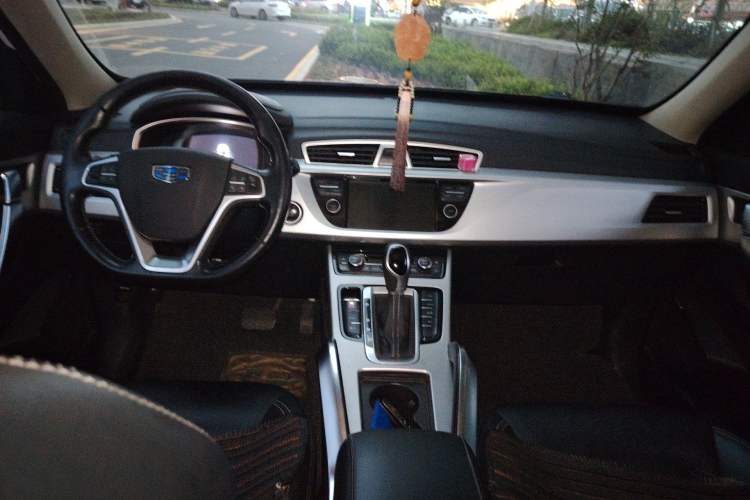 Used Geely Auto Emgrand X7 Sport 2016 1.8TD Automatic Smart Model