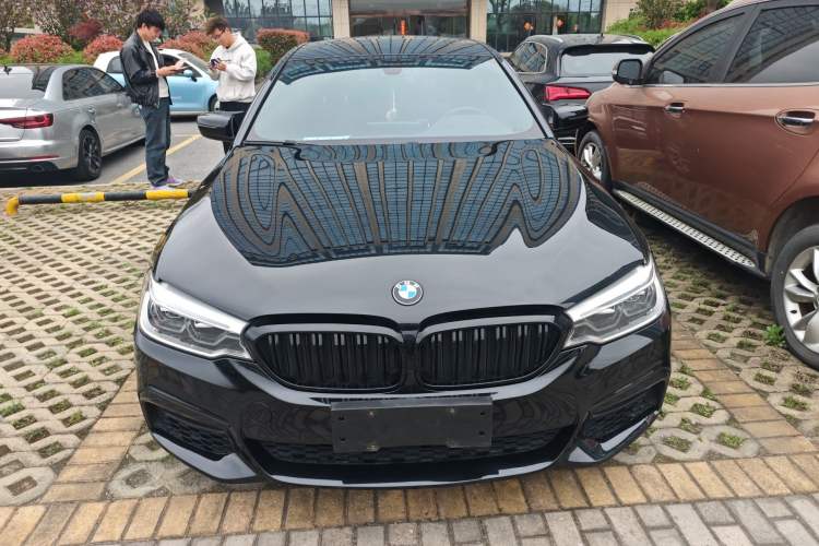 Used BMW 5 Series 2018 525Li M Sport Package Front