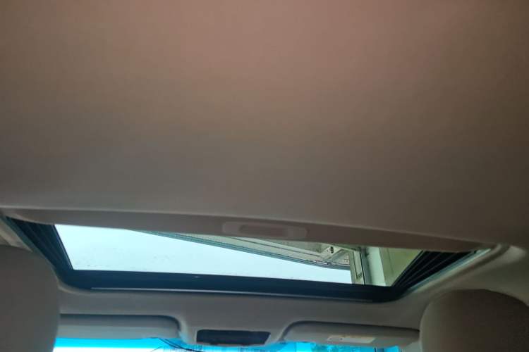 Used Toyota Camry 2019 2.0E Elite Edition China VI Standard Headliner