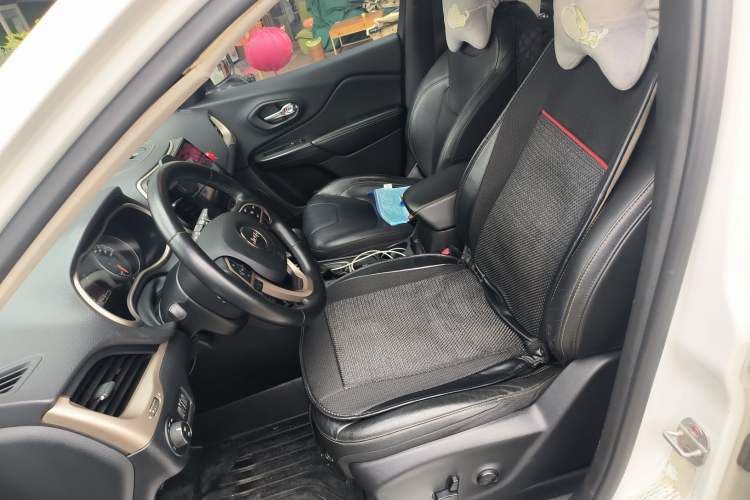 Used Jeep Cherokee 2017 2.0L Superior Edition