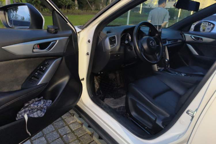 Used Mazda CX-4 2016 2.0L Automatic 2WD Blue Sky Dynamic Leather Edition