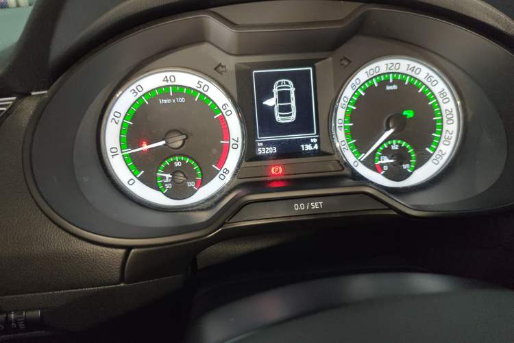 Used Skoda Octavia 2022 1.5L Automatic Comfort Edition Odometer Close Up