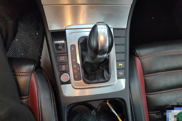 Used Volkswagen FAW-Volkswagen CC 2016 300TSI 25th Anniversary Edition Gear Lever