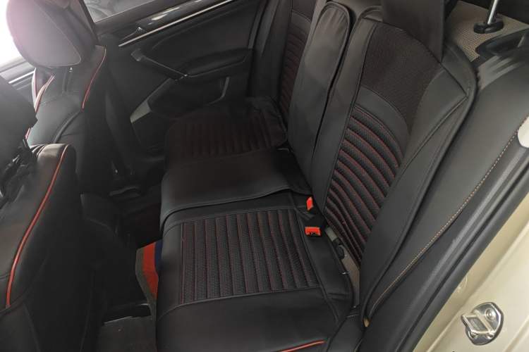 Used Volkswagen C-TREK 2018 1.5L Automatic Comfort Model Left Rear Seat