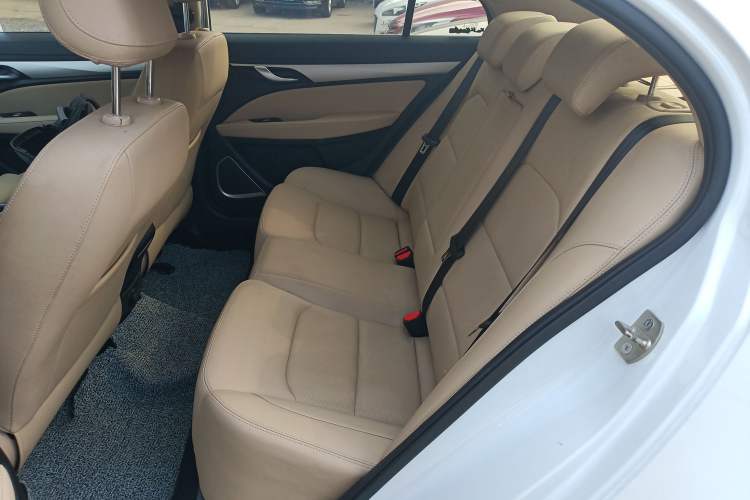 Used Geely Auto Emgrand 2018 1.5L Manual Luxury Model