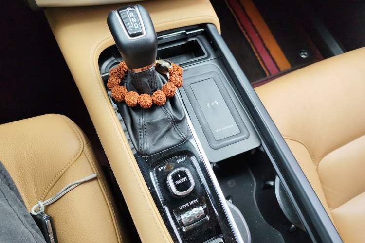 Used Volvo XC90 2015 T6 Zhiya Edition 7-seater Gear Lever