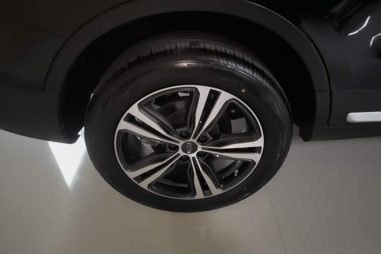 Used Geely Auto Emgrand X7 Sport 2022 1.8TD DCT Zhiya Trim
