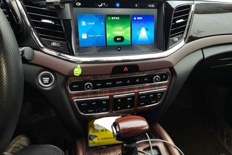 Used GAC Trumpchi GS8 2017 320T Two-Wheel Drive Luxury Smart Connectivity Version (7 Seats)
