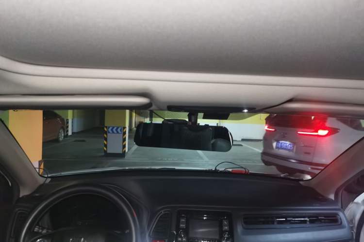 Used Honda Vezel 2016 1.8L CVT Front-Wheel Drive Pioneer Edition
