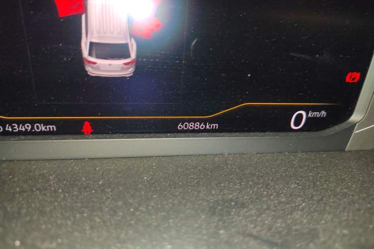 Used Volkswagen Tiguan L 2023 330TSI Automatic Two-Wheel Drive Smart Edition Odometer Close Up