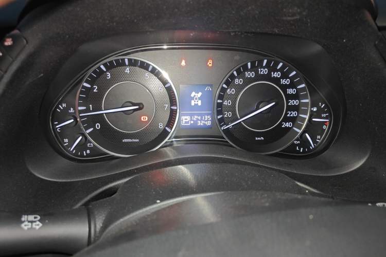 Used Nissan Patrol 2018 4.0L Automatic 7-Seater Middle East Version Instrument Cluster
