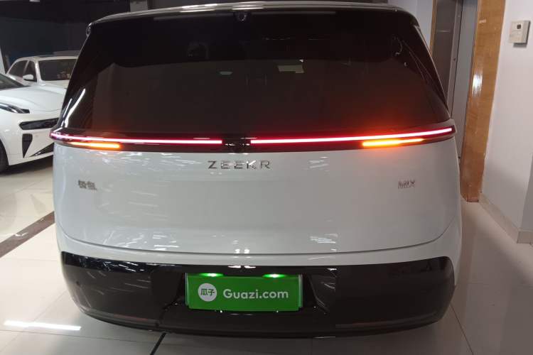 Used Zeekr MIX 2025 Intelligent Driving Version
